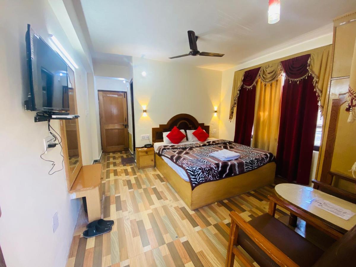מנאלי Himalayan Regency Near Mall Road מראה חיצוני תמונה